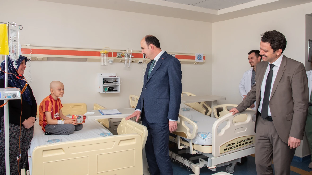 Başkan Altay’dan Tıp Fakültesi Hastanesi ve Diş Hekimliği Fakültesine ziyaret